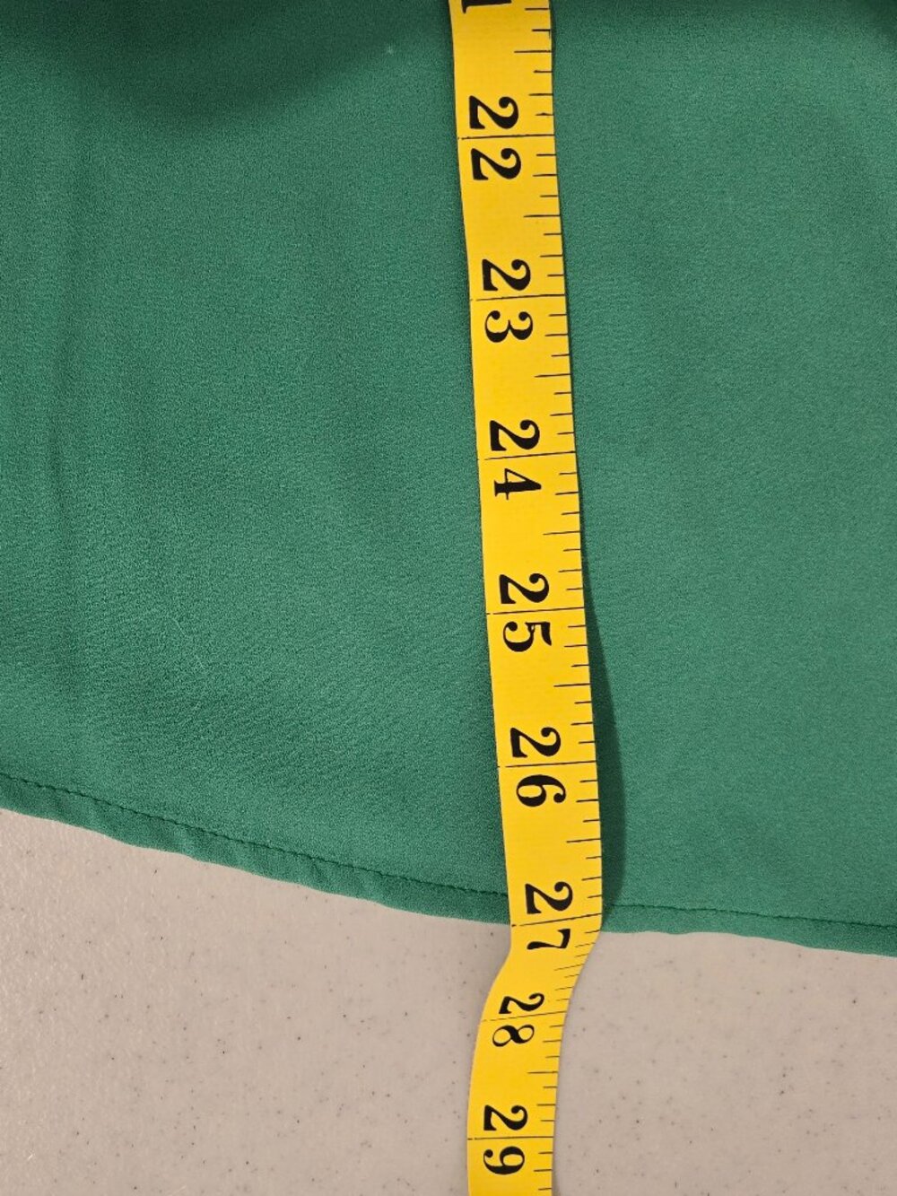 Maurices Emerald Green Button Down Blouse Roll Tab Sleeve Size Large - Picture 8 of 8